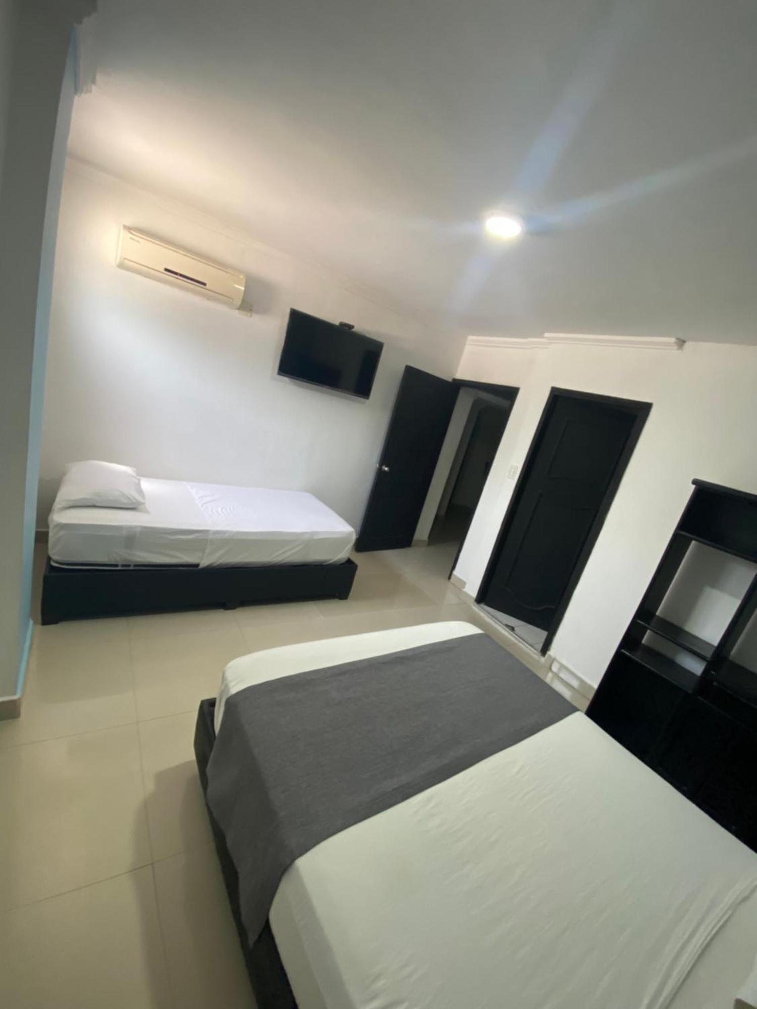 Hotel Estefania Princess 84 바랑키야 외부 사진