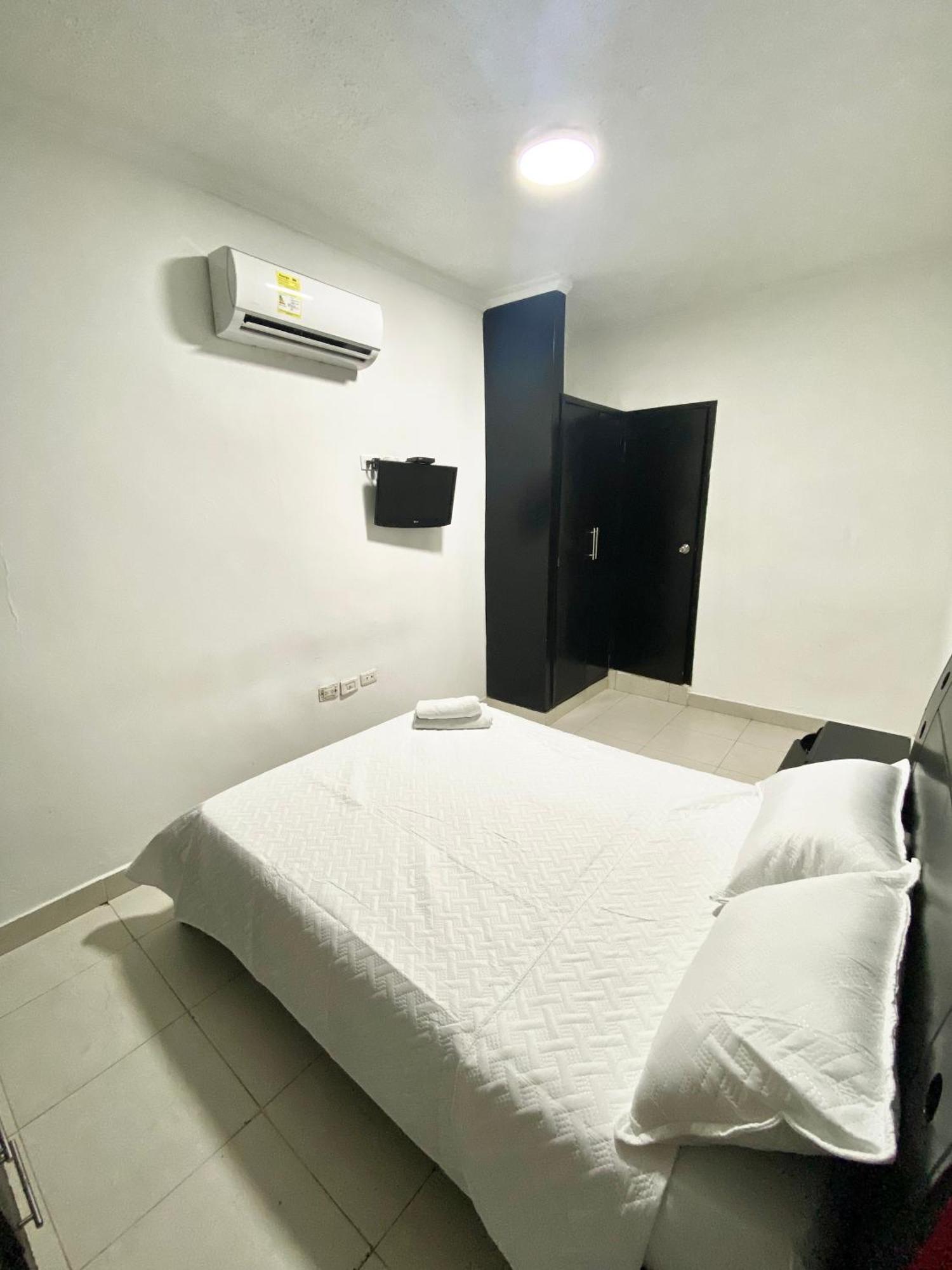 Hotel Estefania Princess 84 바랑키야 외부 사진
