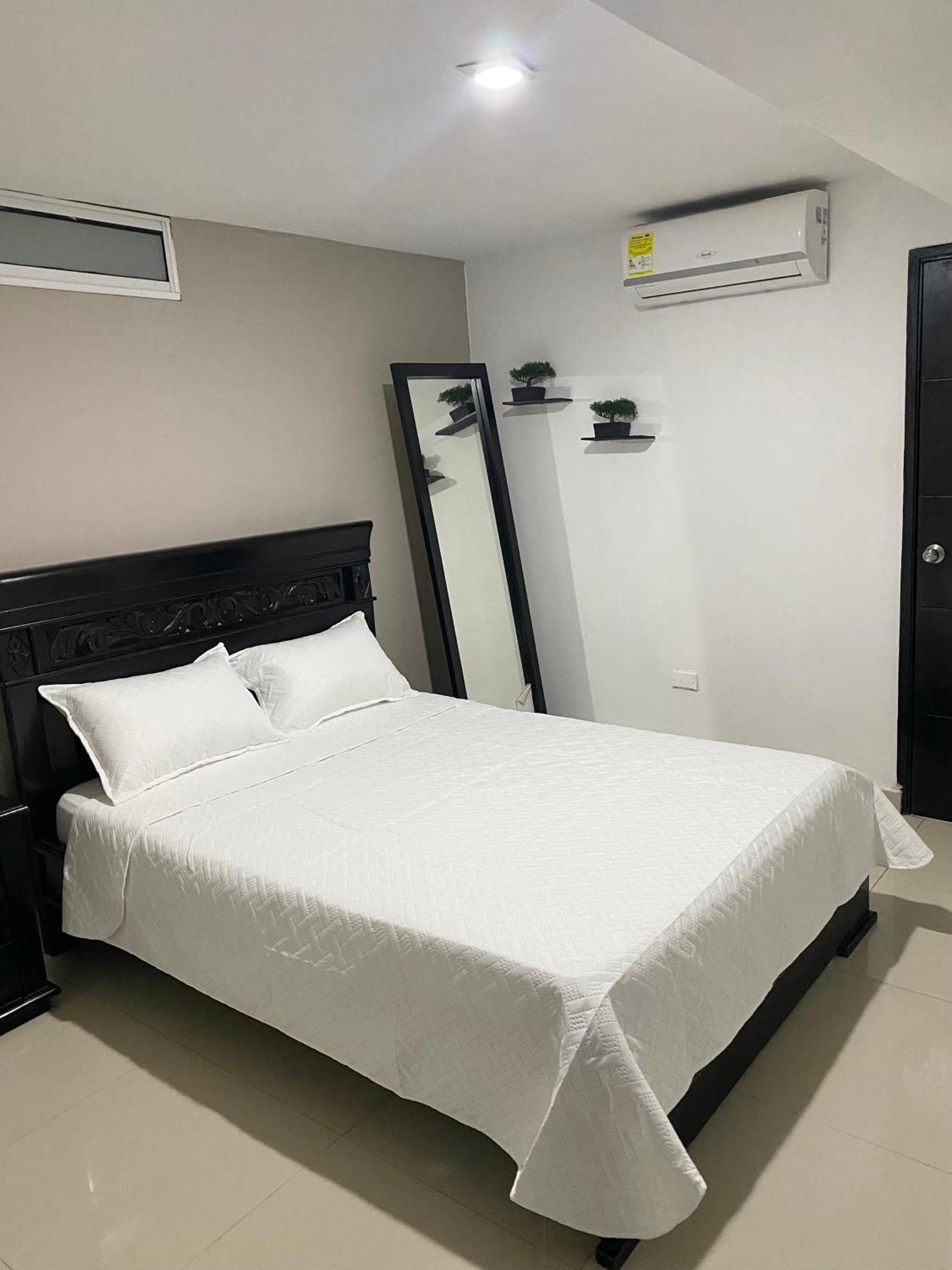 Hotel Estefania Princess 84 바랑키야 외부 사진