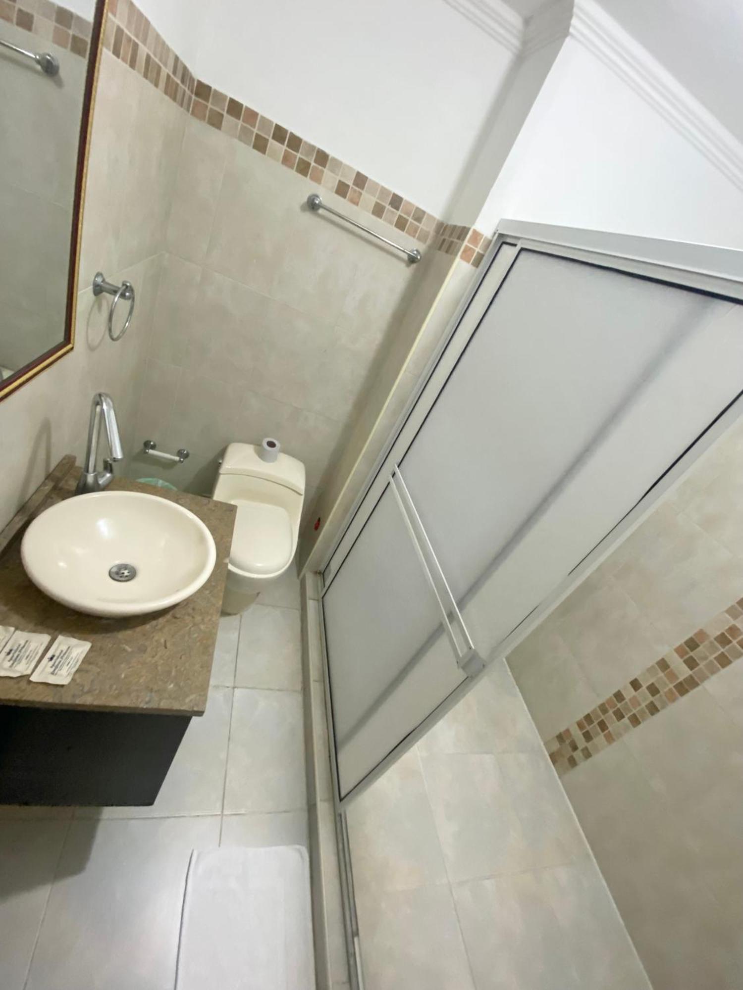 Hotel Estefania Princess 84 바랑키야 외부 사진