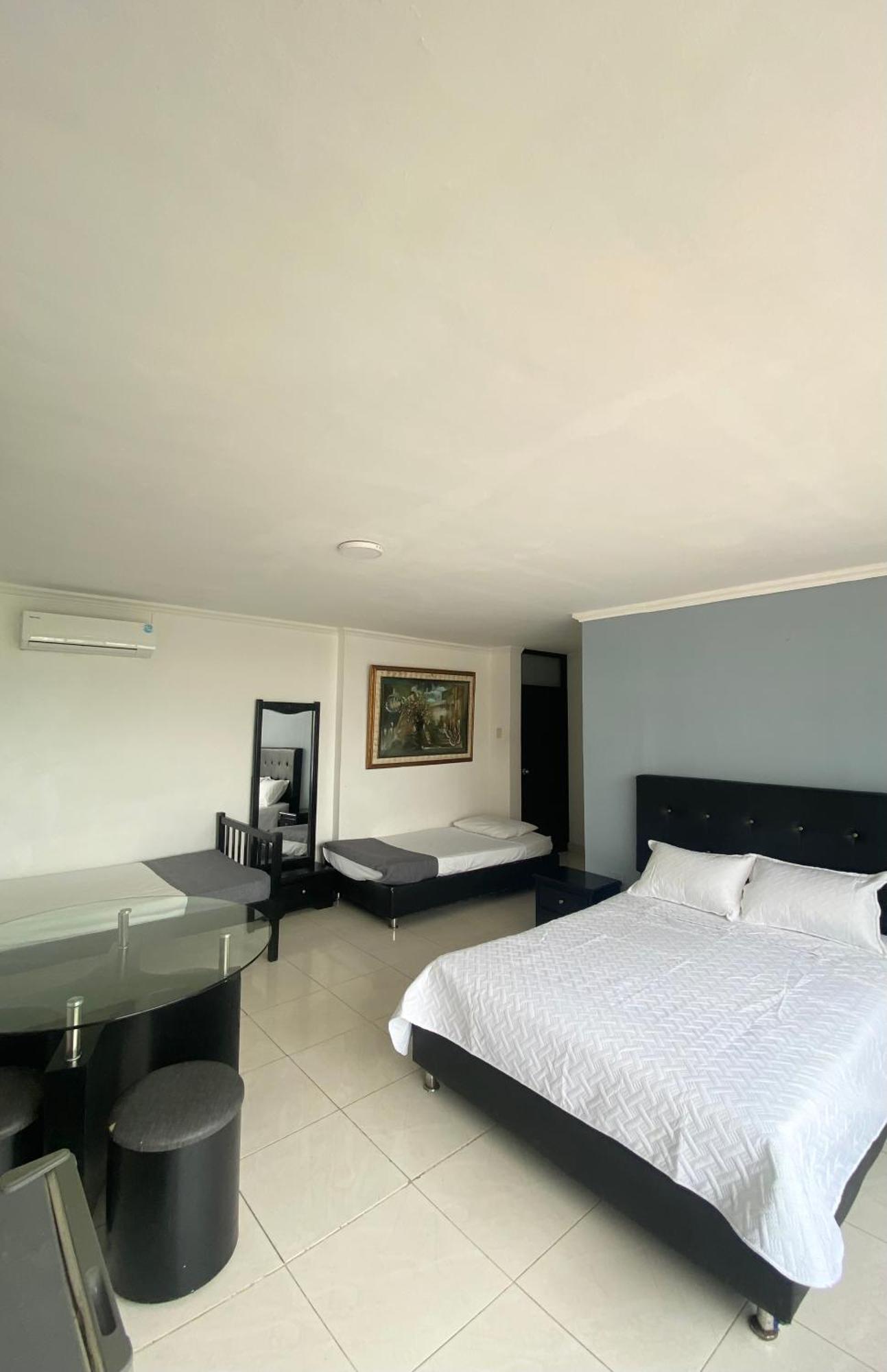 Hotel Estefania Princess 84 바랑키야 외부 사진